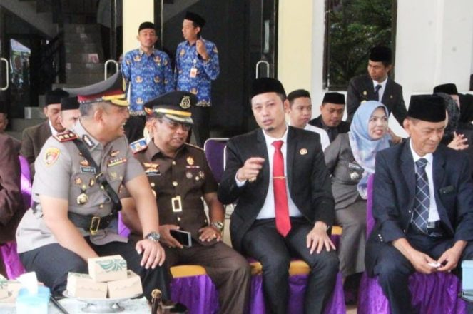 Upacara Otda ke- XXIX di Enrekang, Semangat Sejahtera, Hutang Menggunung