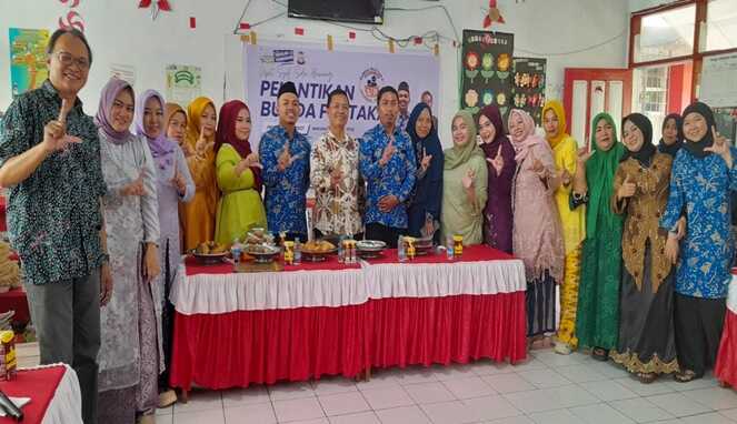 Ketua Bunda Pustaka SDN Borong Resmi Dilantik, Annisyah Arsyad Gantikan Mulyati Husain
