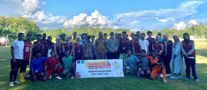 Mahasiswa KKN UHO Gelar Fun Game Futsal, Pererat Silaturahmi dengan Warga Mubar